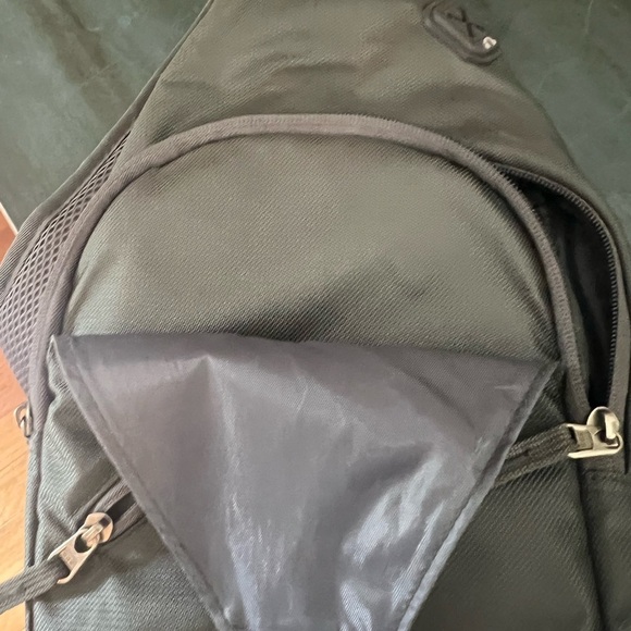 Savvy Outdoors Small crossbody sling backpack Grey. - Picture 6 of 10